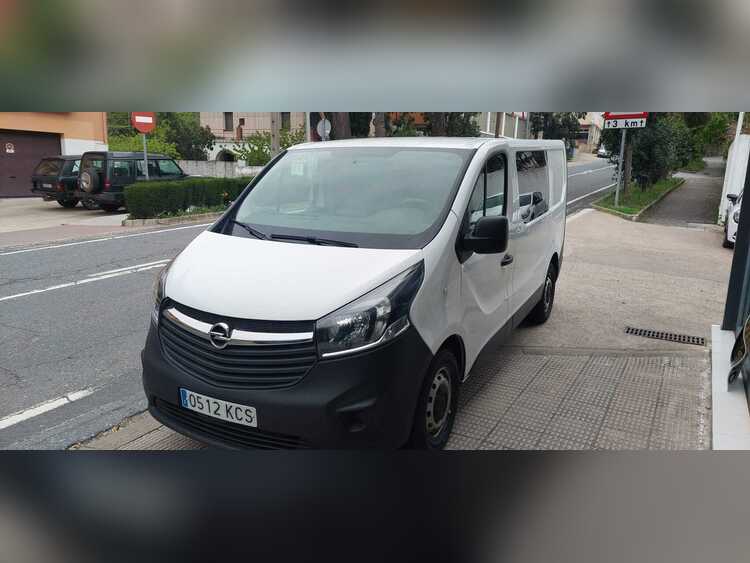 Opel Vivaro 120CV foto 15